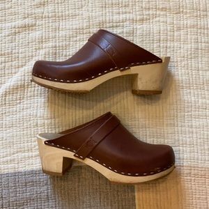 Sangrens Dublin Clogs in Cognac Size 39